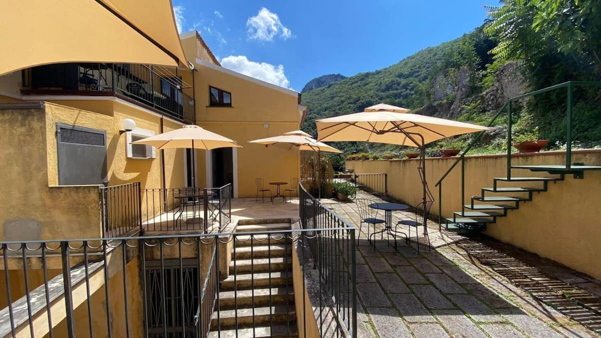 Monolocale & Suite Casa Santicelli มาราเตอา ภายนอก รูปภาพ